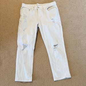 STYLUS Women's Cream Distressed Cropped Pants